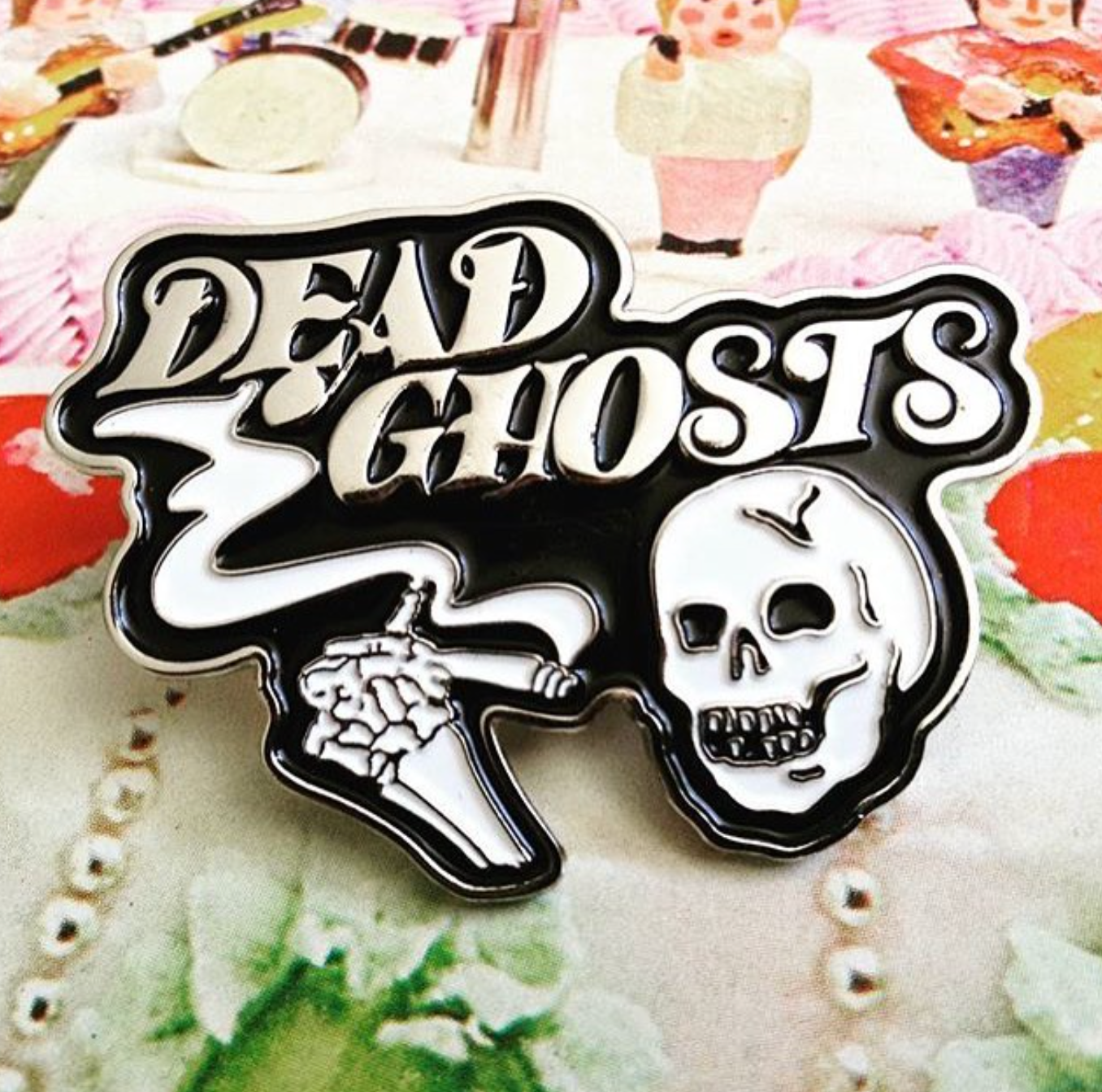 DG Enamel Pin - Smoking Skull